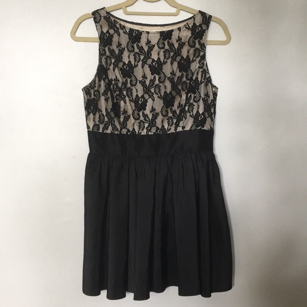 Lace overlay dress!